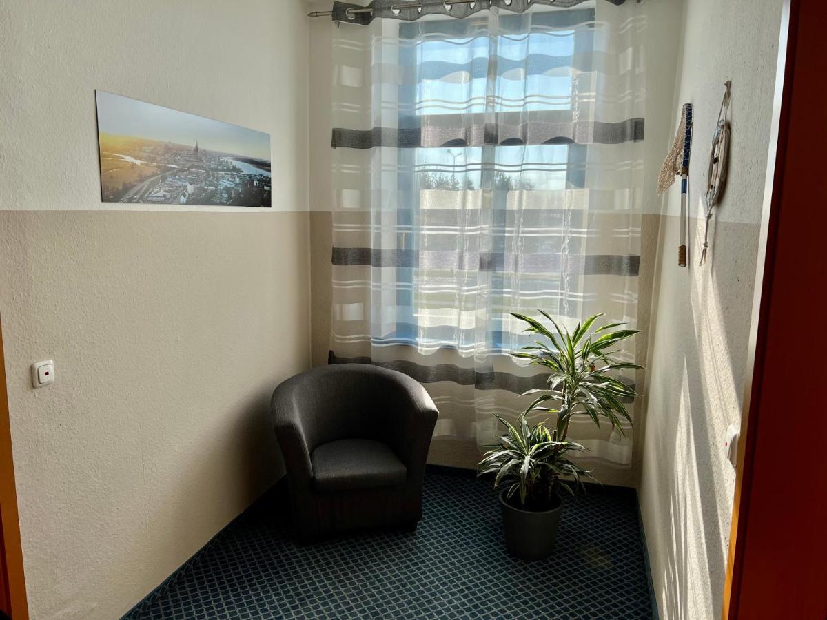 Hotel-Pension "Petridamm" Росток Экстерьер фото
