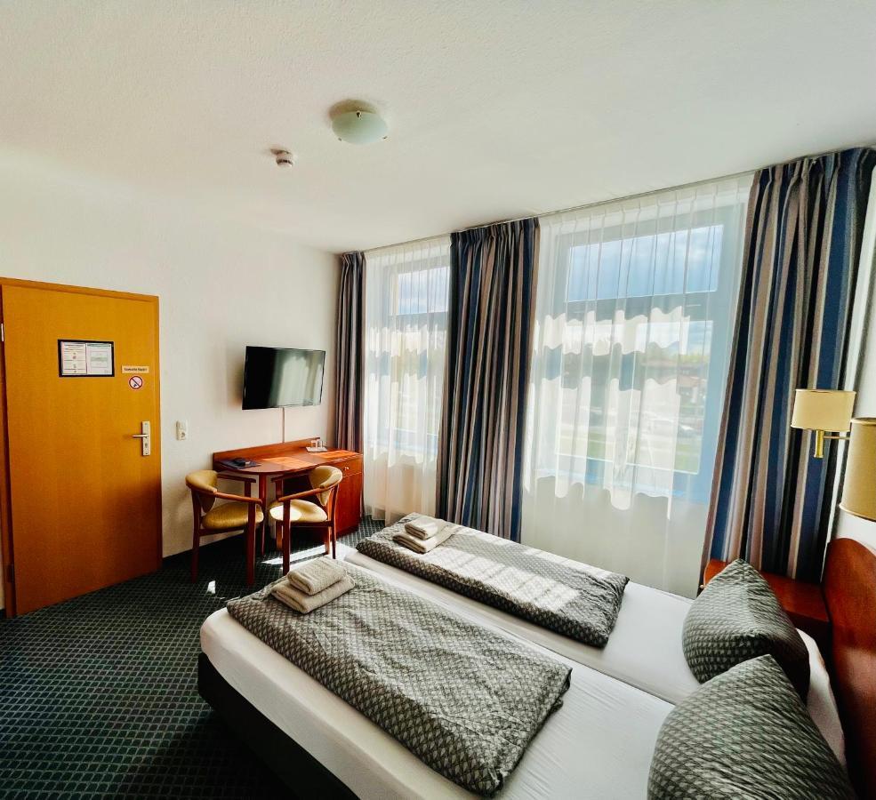 Hotel-Pension "Petridamm" Росток Экстерьер фото