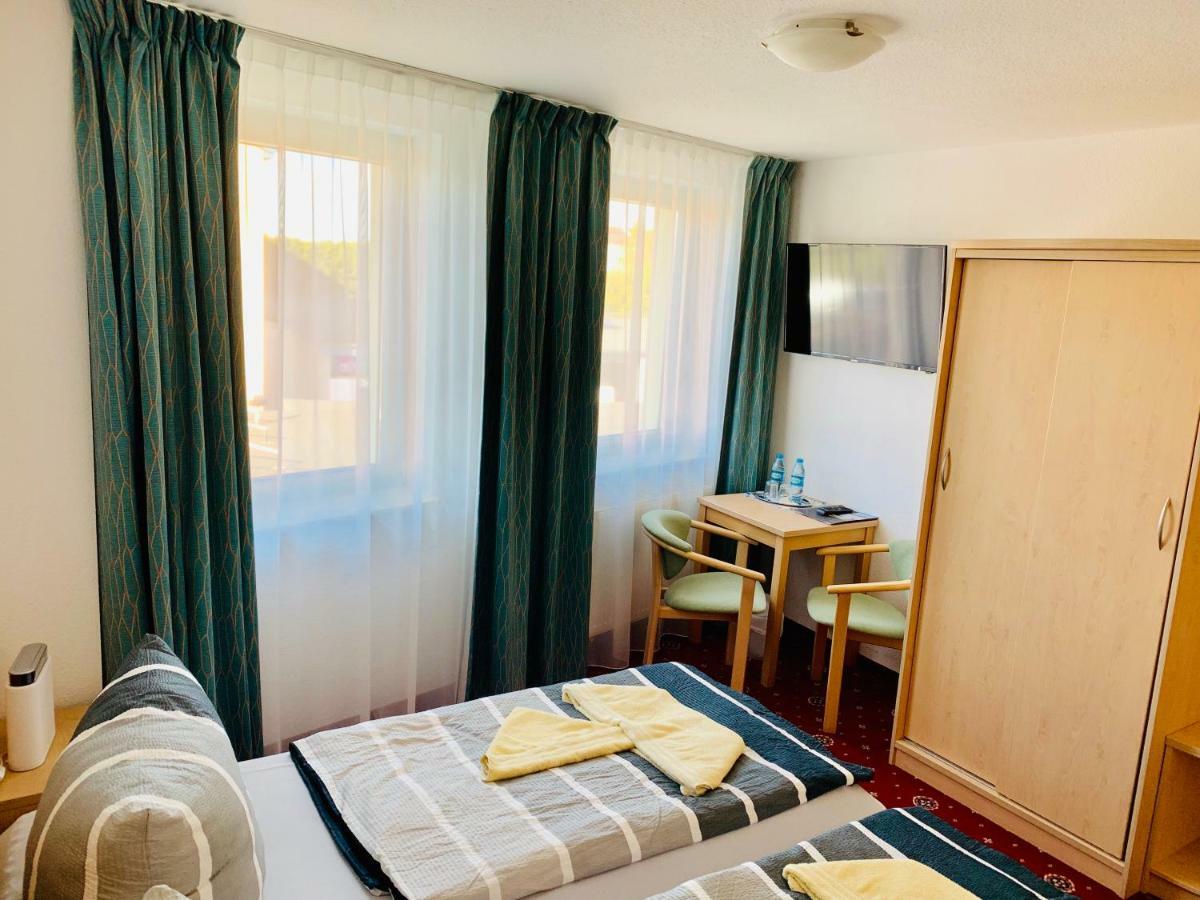 Hotel-Pension "Petridamm" Росток Экстерьер фото