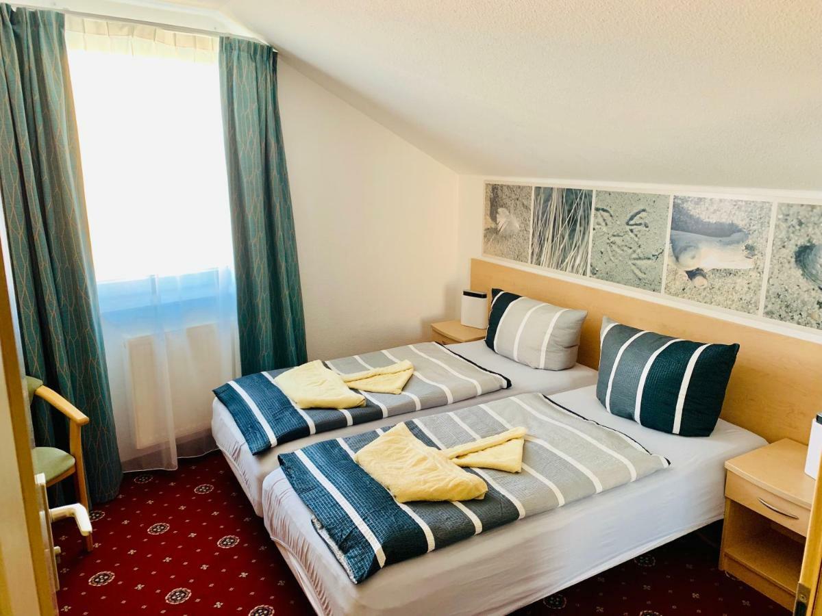 Hotel-Pension "Petridamm" Росток Экстерьер фото